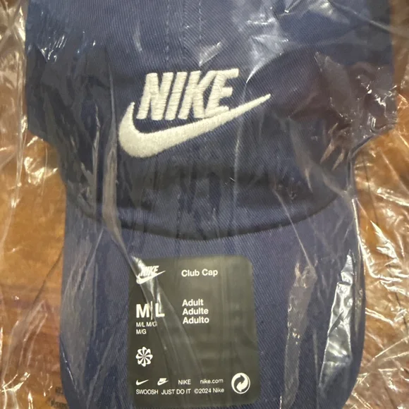 Men's Nike Blue Club Cap One Size - Picture 2 of 5